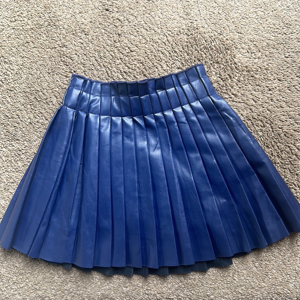 Lola + The Boys pleated vegan leather mini skirt